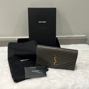 Saint Laurent cross body wallet pebble